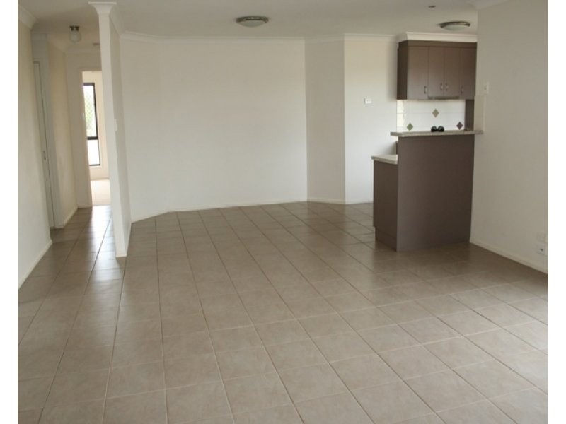 10 Cass Court, Oakey QLD 4401