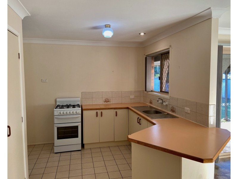 41 Hamlyn Road, Oakey QLD 4401