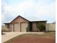 2/2 Lynne Court, Oakey QLD 4401