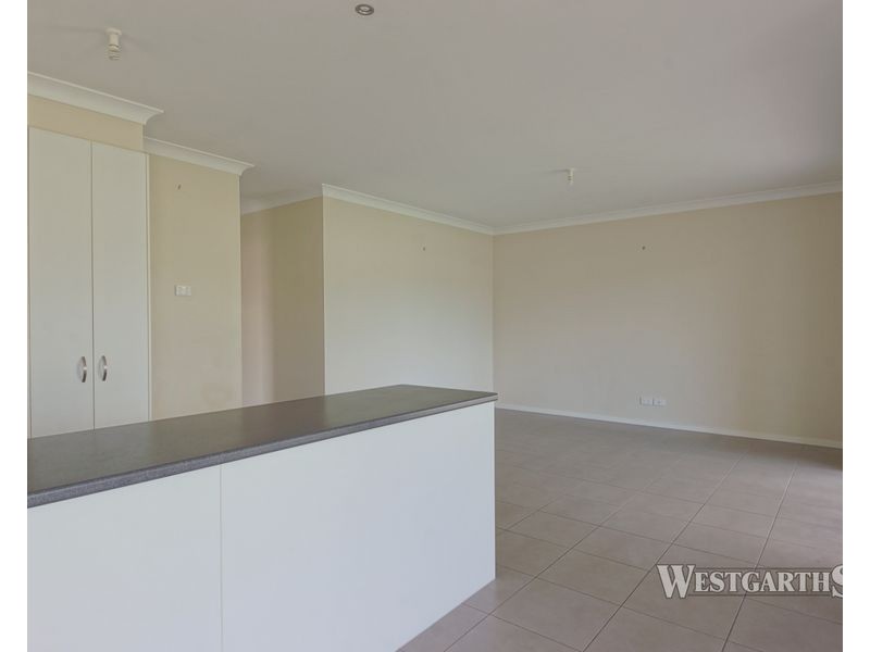 11 Cherry Street, Oakey QLD 4401