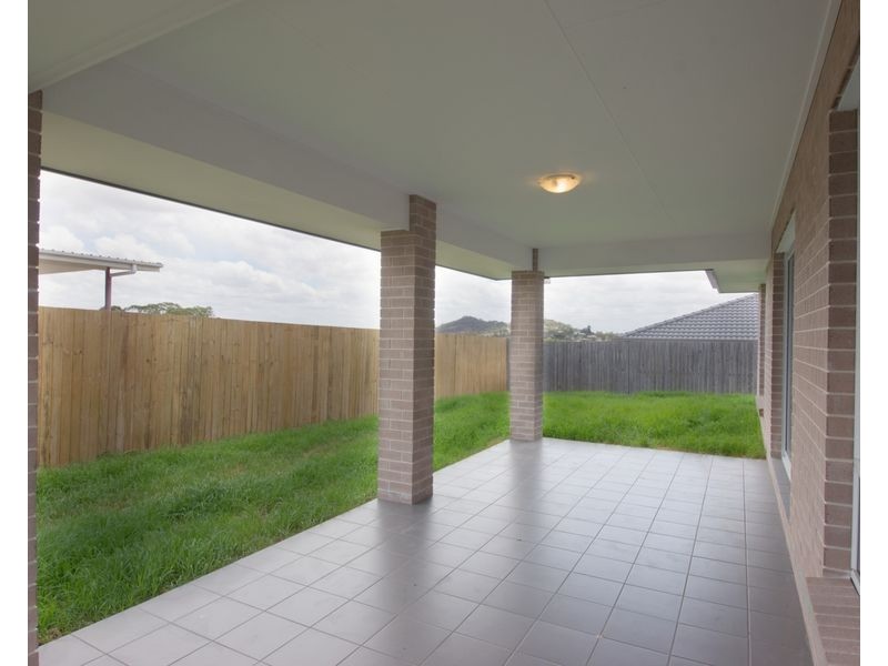 24 Taragon Street, Glenvale QLD 4350