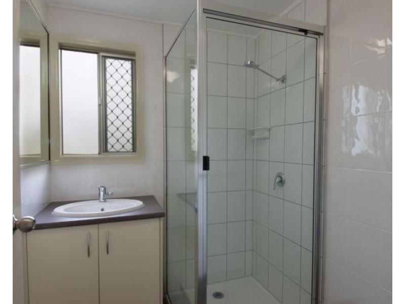 2/23 York Street, Oakey QLD 4401