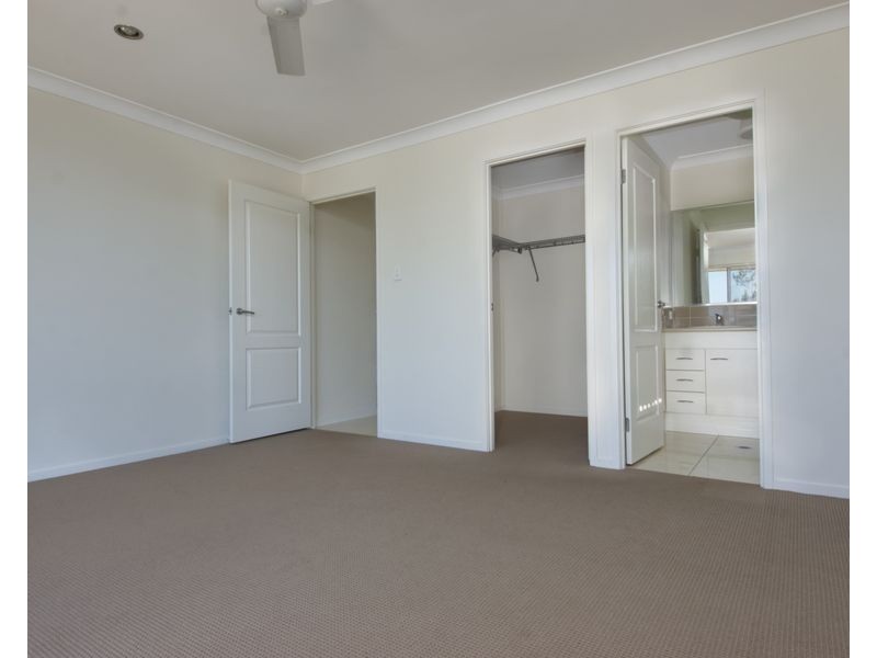 32 Aruma Drive, Oakey QLD 4401