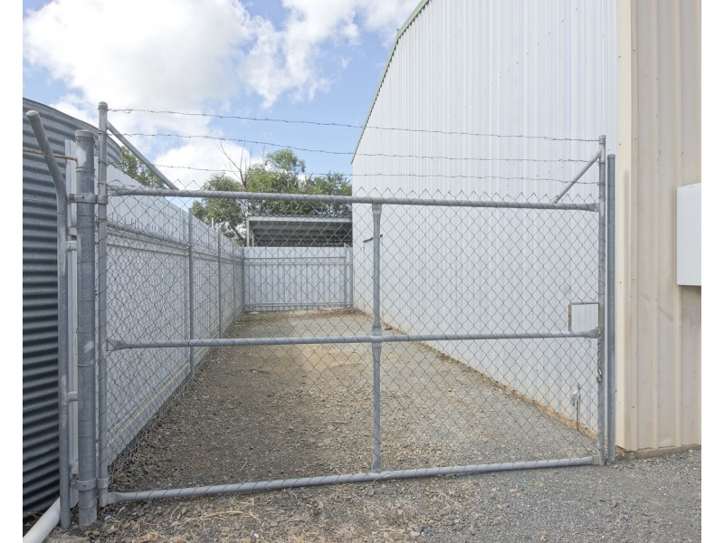 1 Cory Street, Oakey QLD 4401