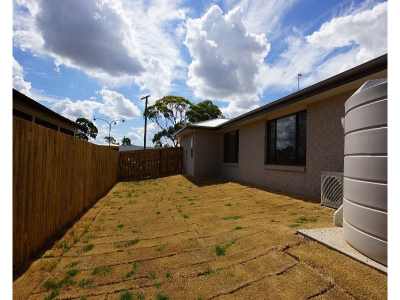 7 Desmond Lane, Oakey QLD 4401
