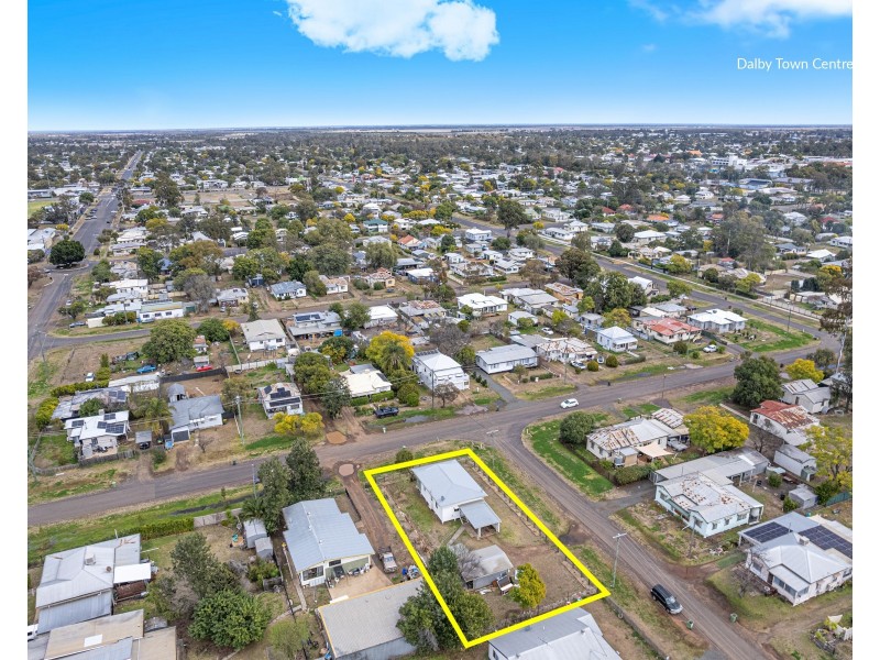 19 Bagot Street, Dalby QLD 4405