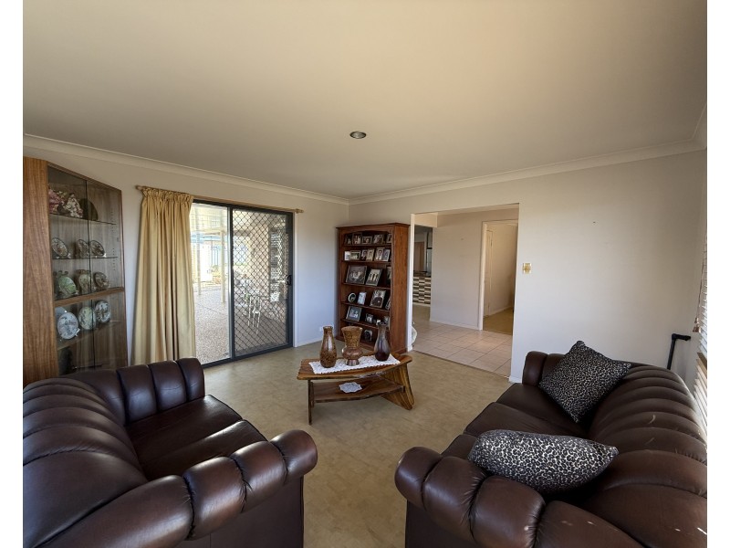 7 Lynne Court, Oakey QLD 4401