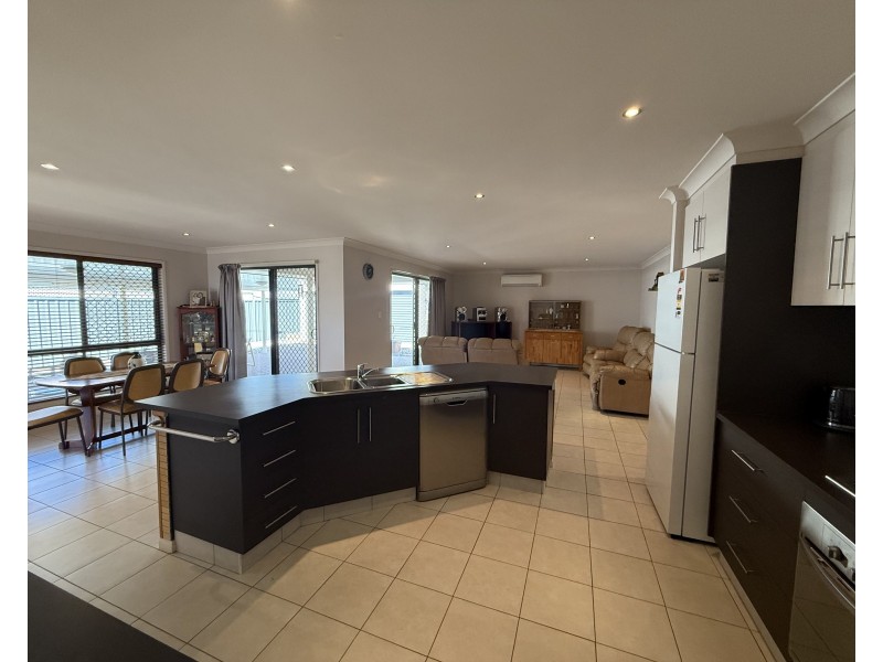 7 Lynne Court, Oakey QLD 4401