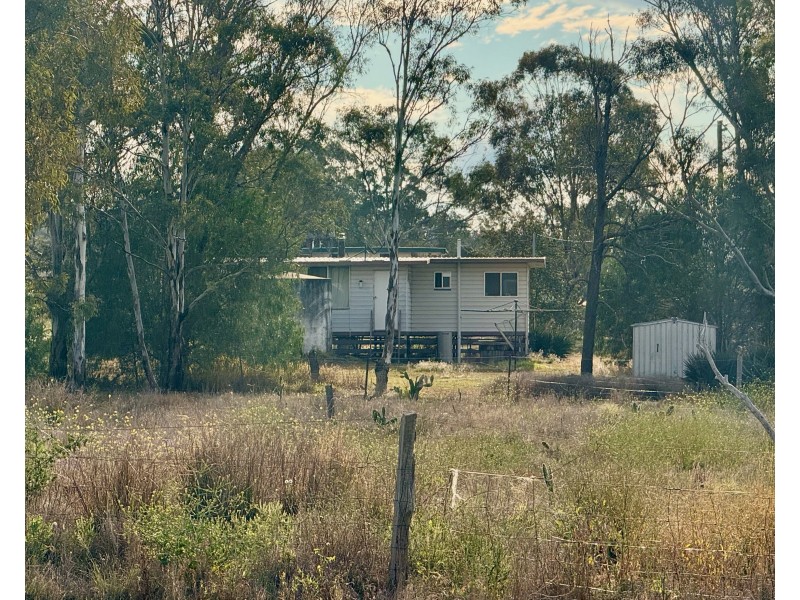 27 Jondaryan Evanslea Road, Jondaryan QLD 4403
