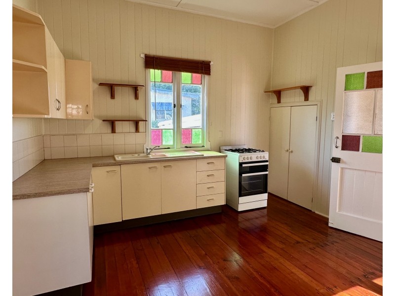 7 O’Quinn Street, Harristown QLD 4350