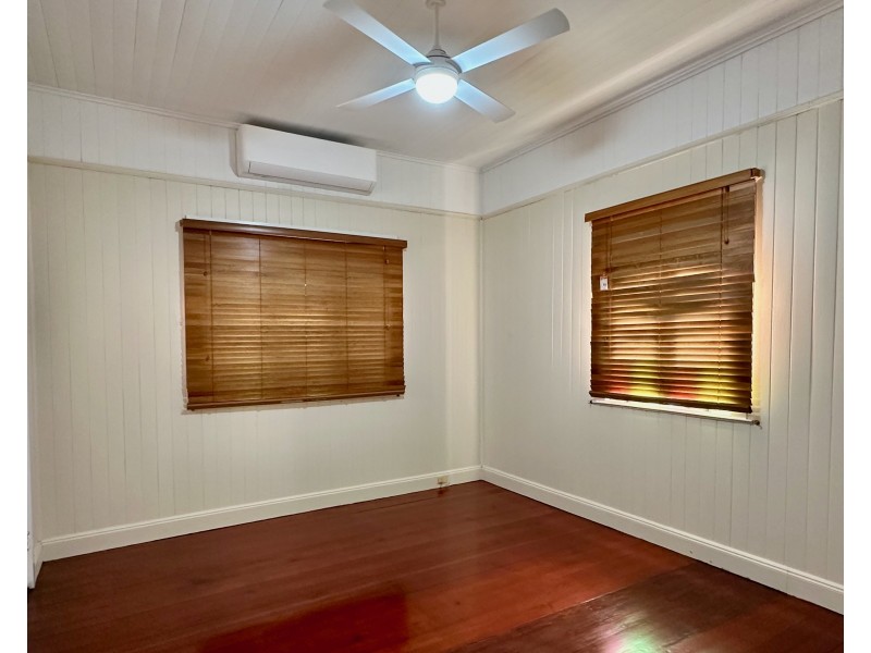 7 O’Quinn Street, Harristown QLD 4350