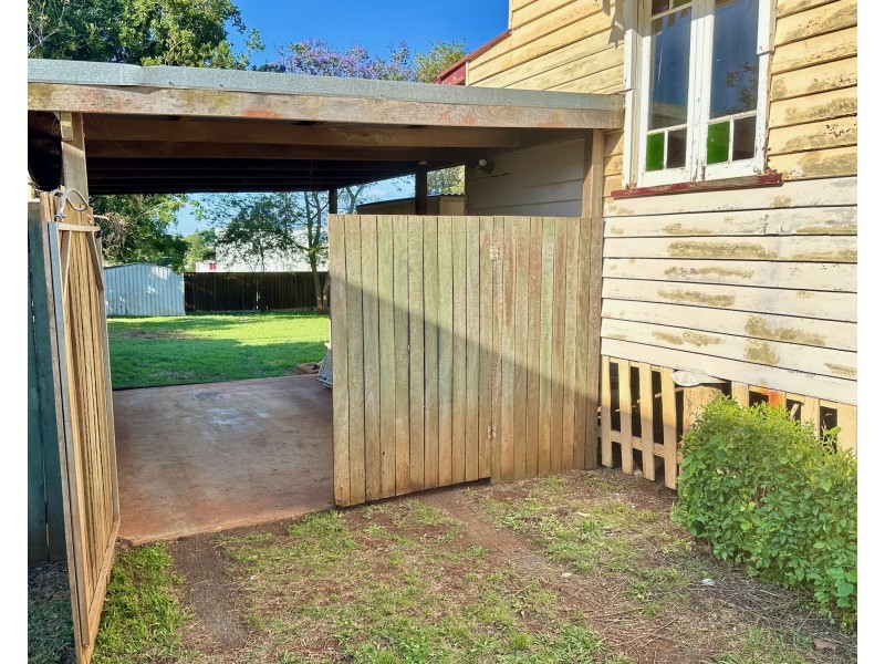 7 O’Quinn Street, Harristown QLD 4350