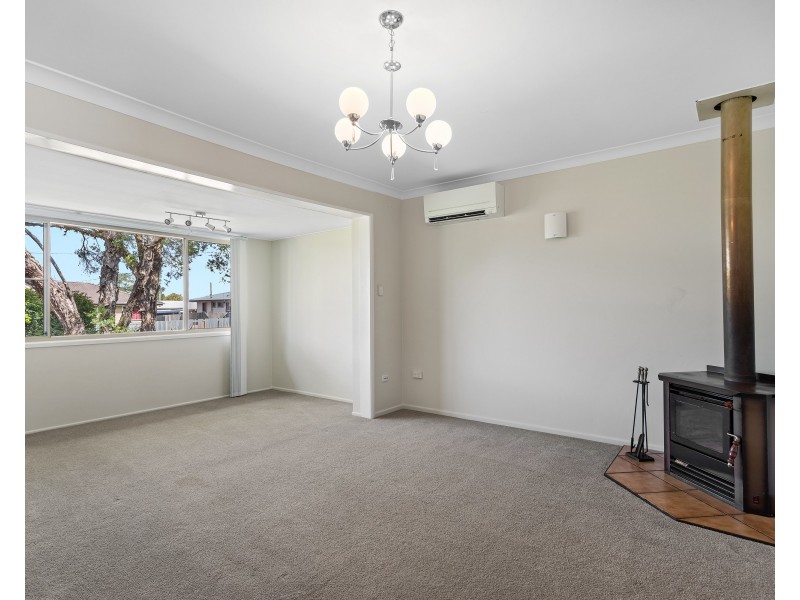 9 Hampton Street, Newtown QLD 4350