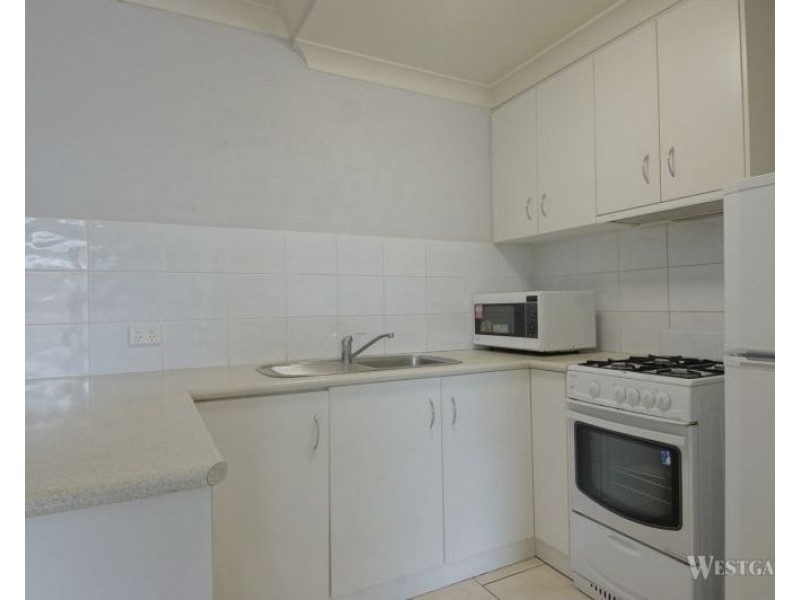 3/1-3 Uniplaza Court, Kearneys Spring QLD 4350