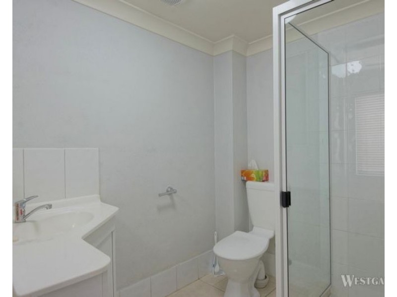 3/1-3 Uniplaza Court, Kearneys Spring QLD 4350