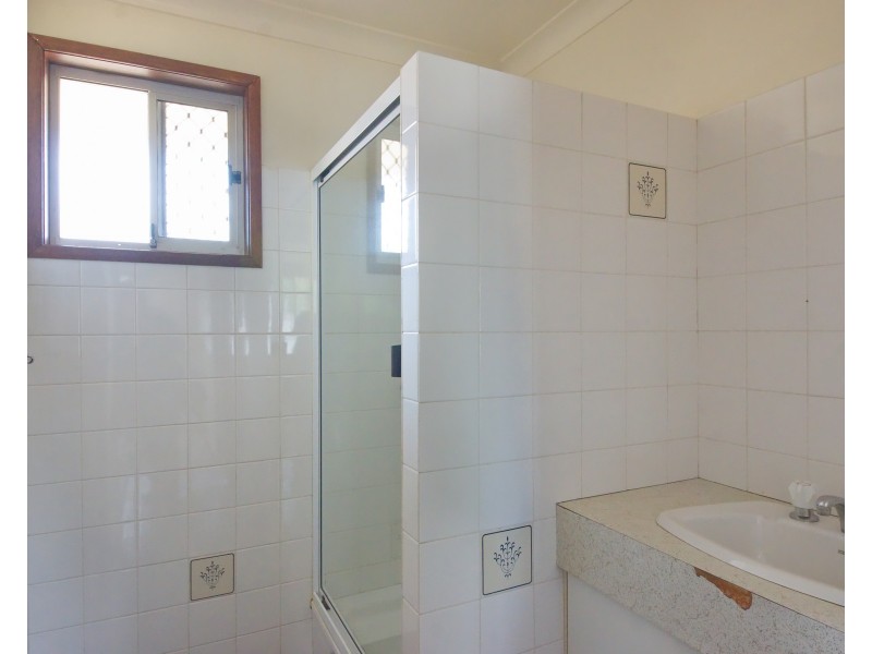 2/24 Proposch Street, Oakey QLD 4401