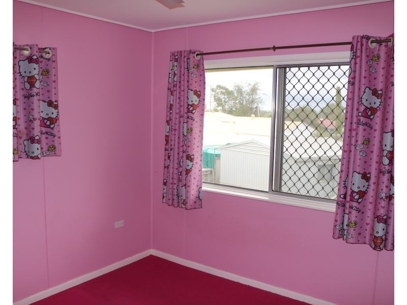2 Cribb Street, Oakey QLD 4401