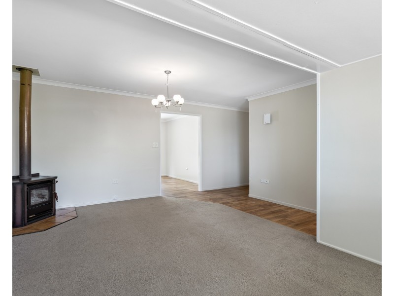 9 Hampton Street, Newtown QLD 4350