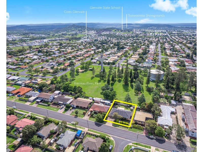 9 Hampton Street, Newtown QLD 4350