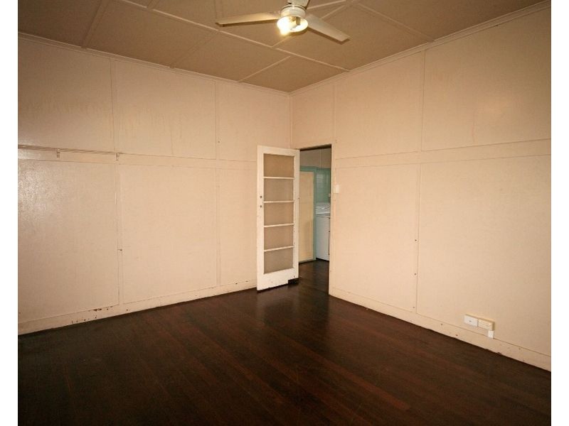 1/165 Perth Street, South Toowoomba QLD 4350