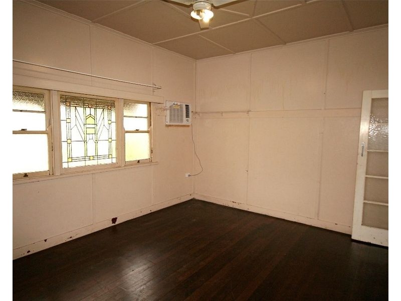 1/165 Perth Street, South Toowoomba QLD 4350