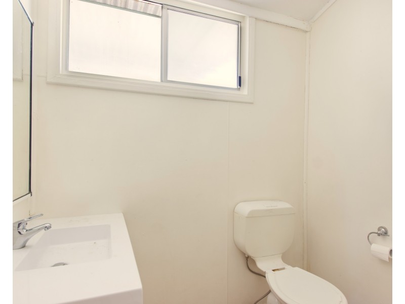 35 Donely Street, Oakey QLD 4401