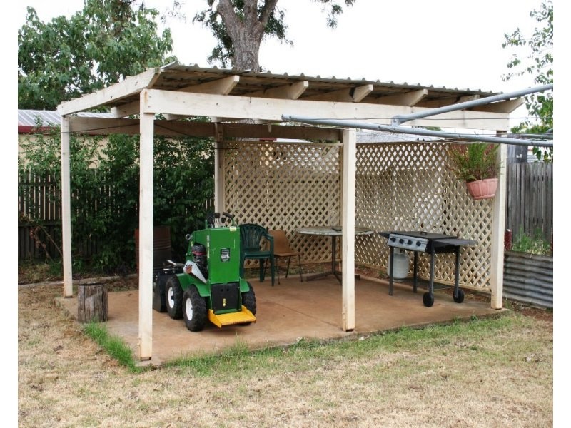 9 Delray Street, Oakey QLD 4401