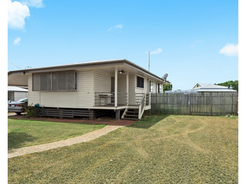 37 Proposch Street, Oakey QLD 4401