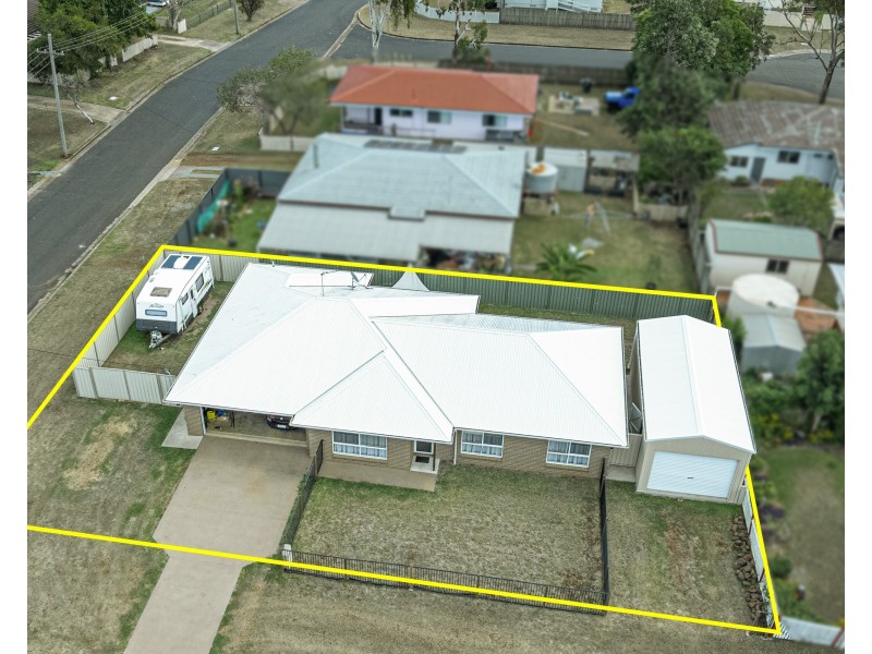 36 Milligan Street, Oakey QLD 4401