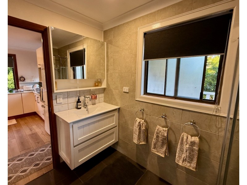 44-46 Freemont Drive, Tamborine Mountain QLD 4272