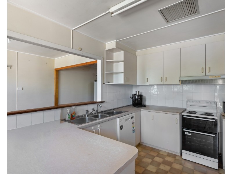 45 Lorrimer Street, Oakey QLD 4401