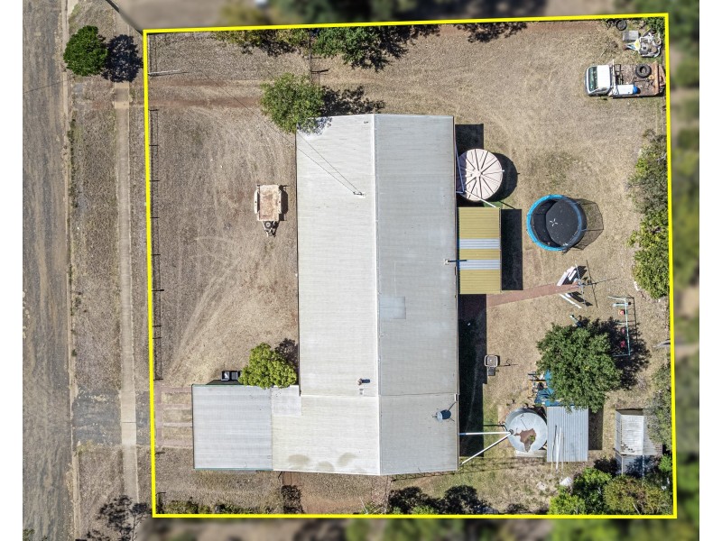 45 Lorrimer Street, Oakey QLD 4401