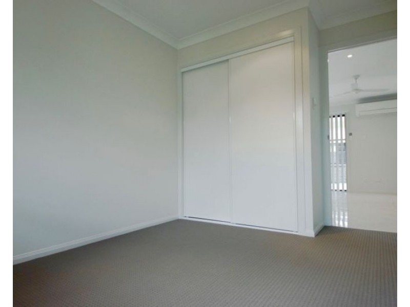 22 Murray Street, Oakey QLD 4401