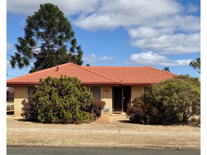 50 Proposch Street, Oakey QLD 4401