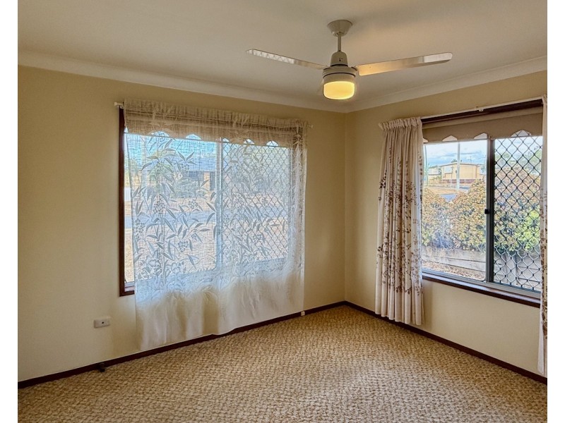 50 Proposch Street, Oakey QLD 4401