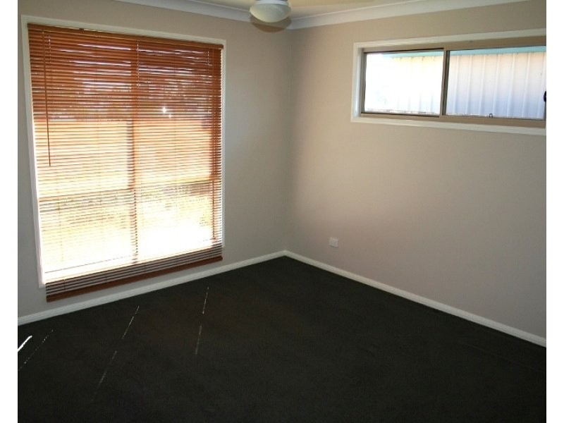 3 Desmond Street, Oakey QLD 4401