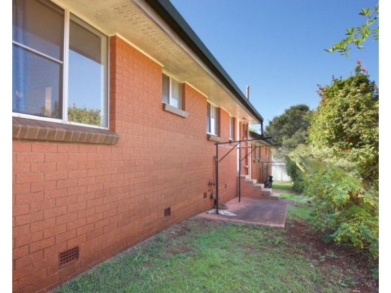 1/52 Hoey Street, Kearneys Spring QLD 4350