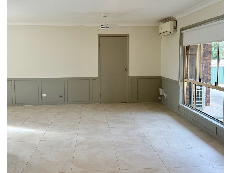59 Hamlyn Road, Oakey QLD 4401