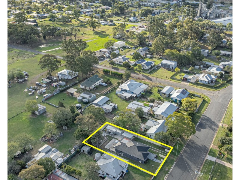 40 Cory Street, Oakey QLD 4401