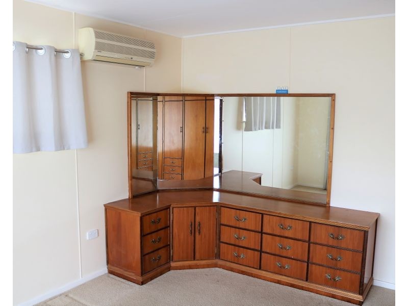 2 Cribb Street, Oakey QLD 4401