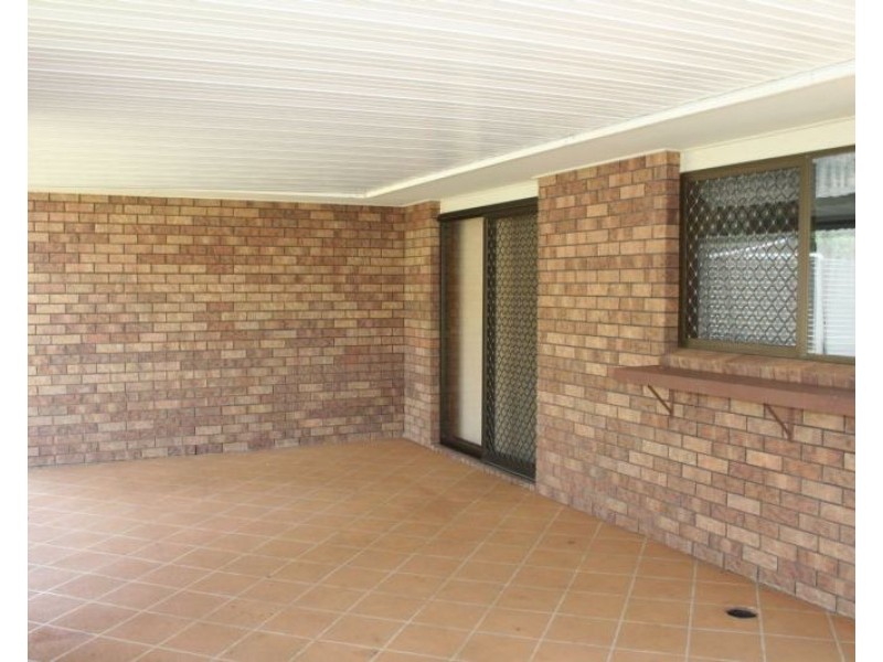 9 Hass Street, Oakey QLD 4401