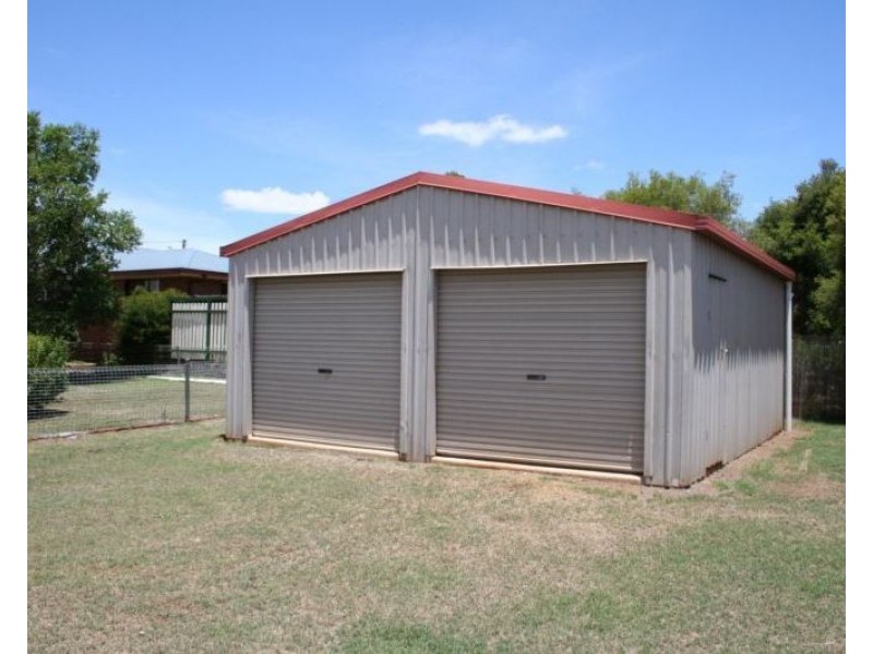 9 Hass Street, Oakey QLD 4401