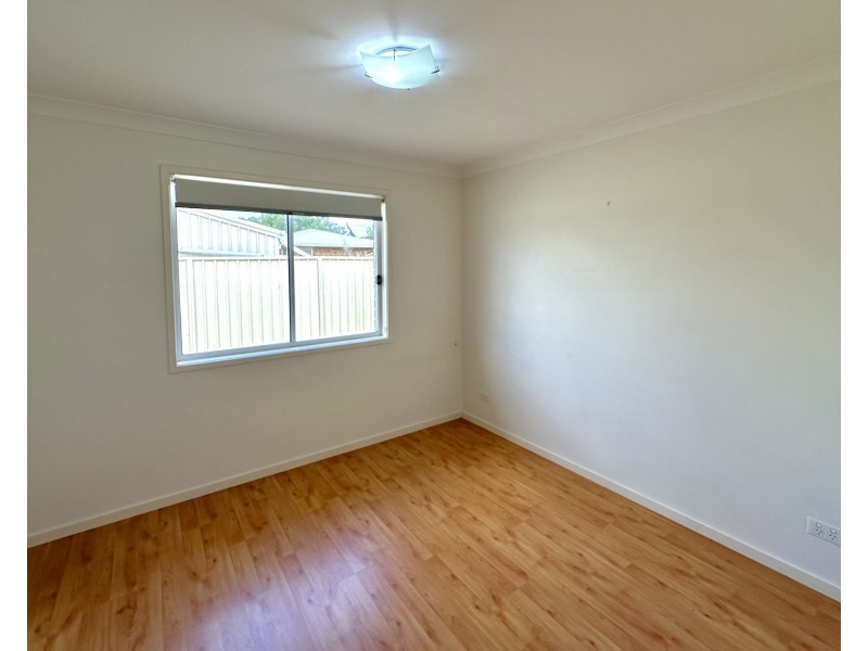 3/4 Clive Street, Oakey QLD 4401
