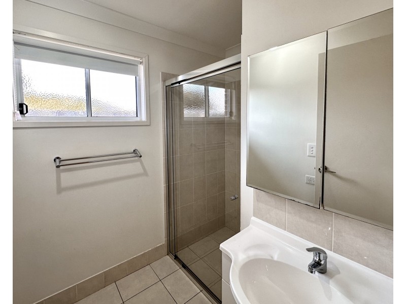 3/4 Clive Street, Oakey QLD 4401