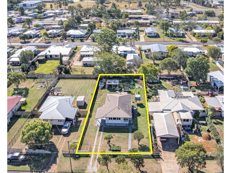 17 James Street, Oakey QLD 4401