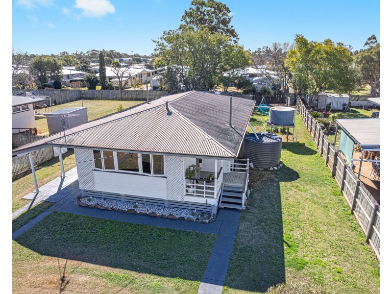 17 James Street, Oakey QLD 4401