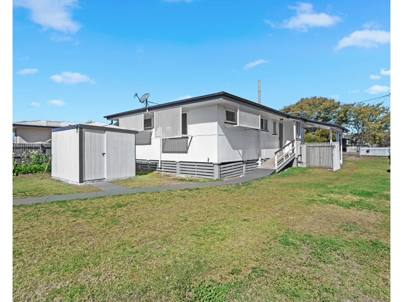 17 James Street, Oakey QLD 4401