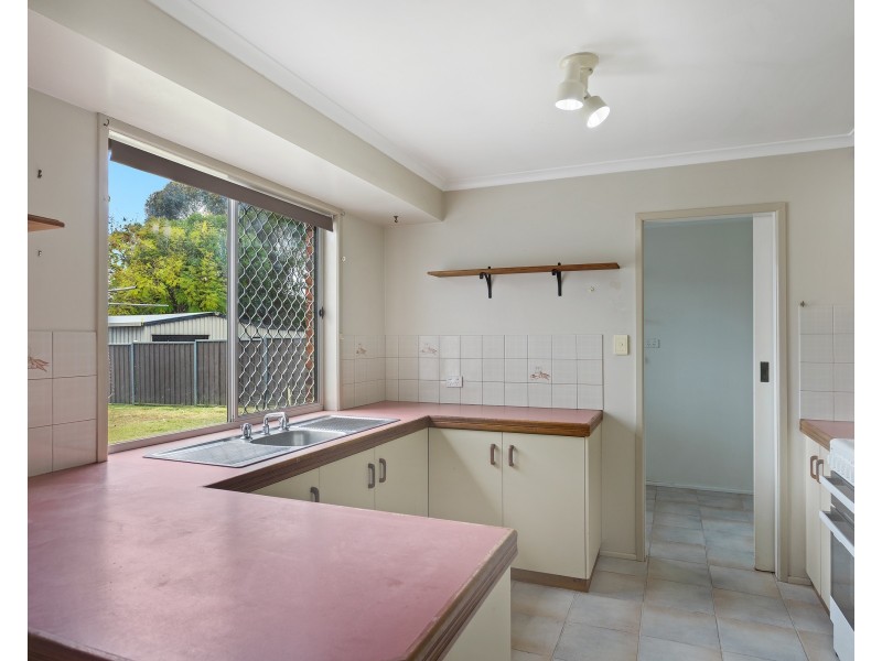 16 Hass Street, Oakey QLD 4401