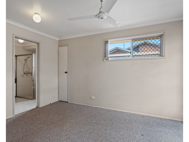 16 Hass Street, Oakey QLD 4401