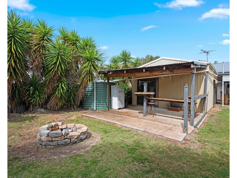 106 Kent Street, Oakey QLD 4401